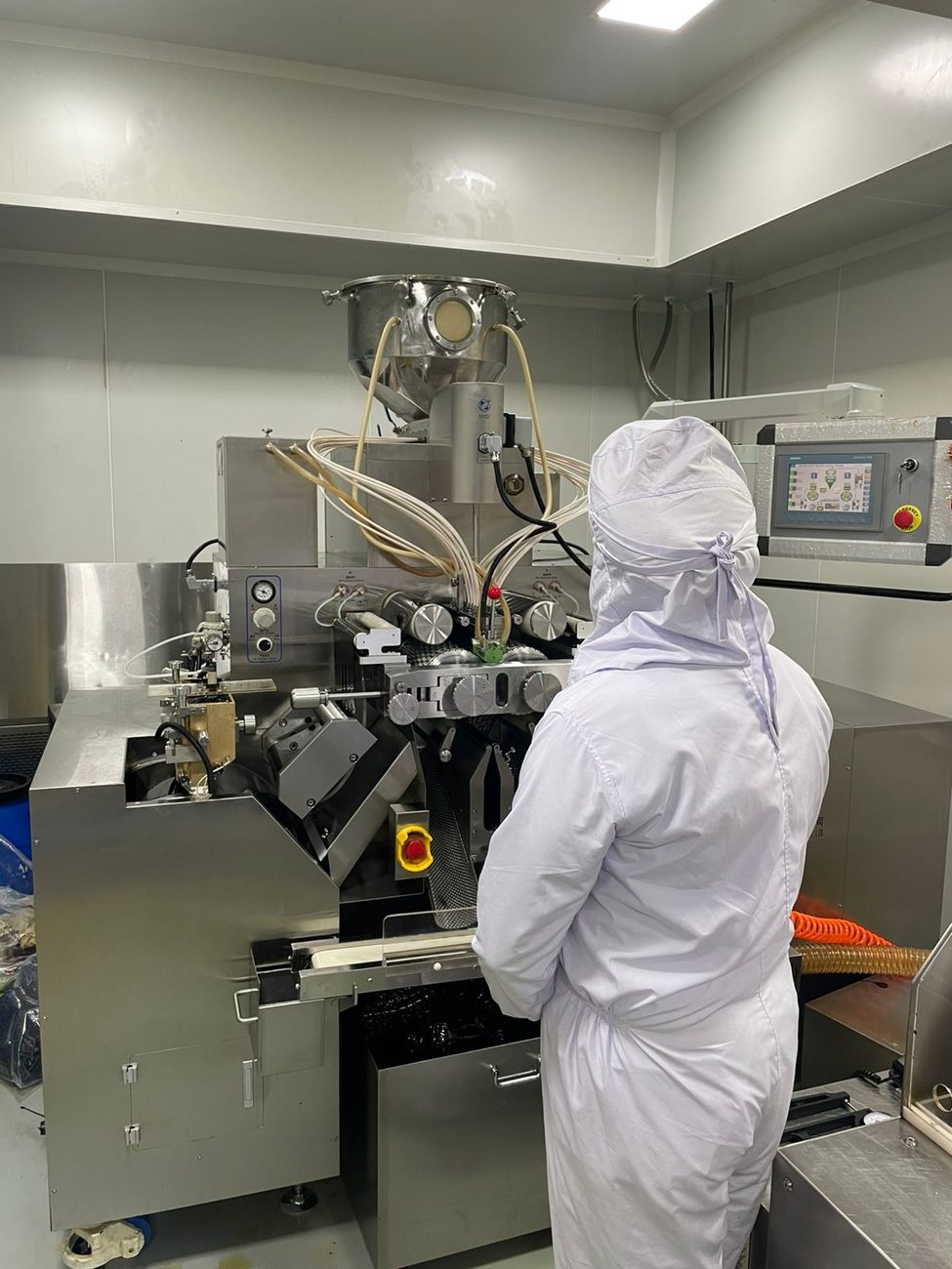 Automatic softgel encapsulation machine with Siemens control at Caspian Pharmaceuticals